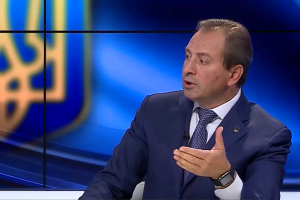 Запад настаивает на том, чтобы Яценюк оставался на должности, - Томенко