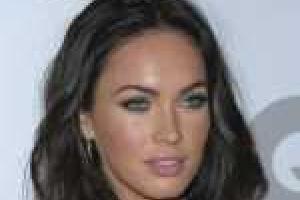 Красавица Меган Фокс опубликовала черно-белое селфи