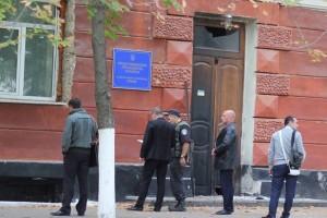 В Херсоне подорвали представительство президента Украины в Крыму