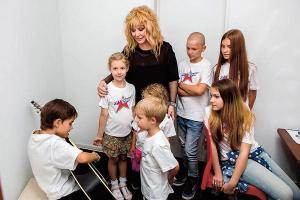 Кудикова отказалась отдавать Пугачевой вещи и мебель