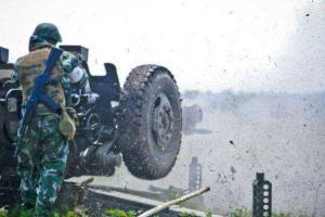 Тымчук: Военных ВСУ обстреливают из тяжелого вооружения