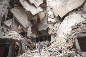 Война в Сирии: российские самолеты нанесли авиаудары по населенным пунктам вблизи Хомса