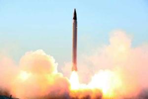 Иран провел испытание высокоточной ракеты дальнего радиуса действия. Видео