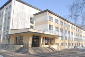 В Киеве директоров школ будут отбирать по конкурсу, - Яценюк