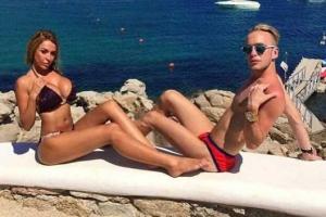 Французская пара потратила более 300 тысяч долларов ради сходства с куклами