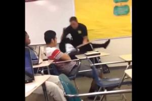 В сети появилось жуткое видео конфликта между ученицей и полицейским в Колумбии