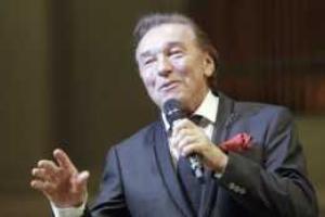 В Праге госпитализирован легендарный чешский певец Карел Готт