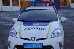 Во Львове полицейские уснули во время службы в патрульном автомобиле