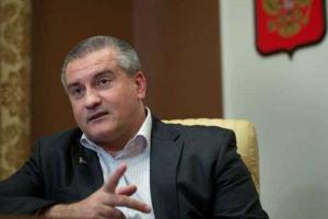 Аксенов рассказал оккупантам, как из Крыма заезжать в Украину