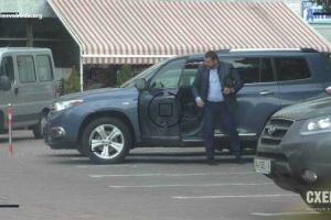 Киевские журналисты обнаружили секретный автопарк СБУ. Видео