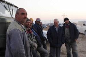 В районе Чонгара неизвестными были повреждены линии электропередач