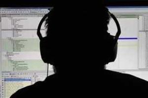 Боевики "ЛНР" требуют у местных жителей отключаться от украинских операторов