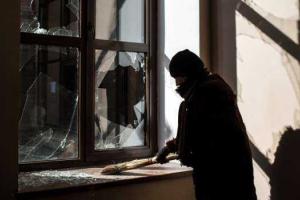 В Горловке произошла серия взрывов. Да еще и таких, что окна тряслись, - журналист