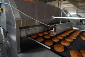 В Севастополе образовались огромные очереди за продуктами