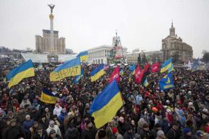Порошенко требует отчета о преступлениях против Майдана