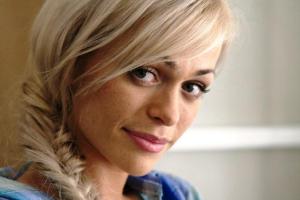 Звезда из сериала "Универ" рассказала о своей детской тайне