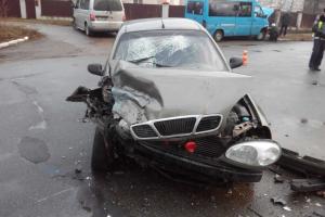 В Киевской области произошло ДТП: пострадало три человека