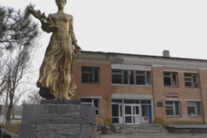 В Коминтерново оккупанты маскируются под местное население, - разведка