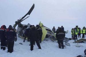 В результате падения российского вертолета Ми-8 погибло 12 человек