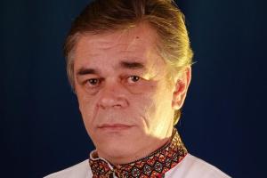 Яценюк и Аваков фактически шантажируют украинцев своей уникальностью и незаменимостью, - нардеп