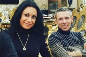 Скандальный актер Панин впервые показал новую возлюбленную
