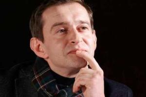 Актер Константин Хабенский впервые вышел в свет с женой