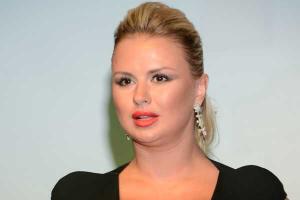 Анна Семенович расслабилась в Таиланде и набрала лишние килограммы