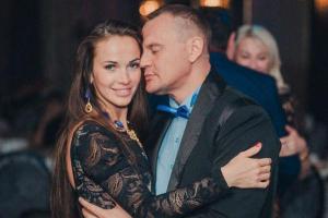 Экс-участник «Дома-2» Степан Меньщиков пытается наладить отношения с женой
