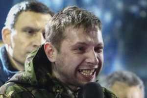Нардеп Парасюк бросил стакан в прокурора в Закарпатском суде