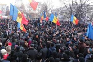 В Молдове третий день продолжаются антиправительственные протесты