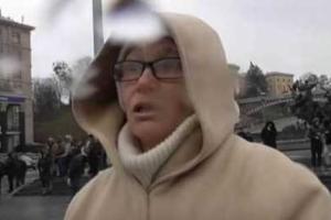 В Сети появилось видео, как сепаратистка из Киева отказалась принимать ключи от квартиры в Луганске
