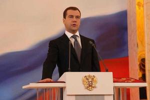 Медведев заявил, что наземная операция в Сирии способна привести к полноценной войне