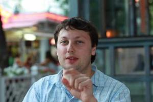 Менендес рассказал, почему "власти ДНР" ненавидят Ахметова