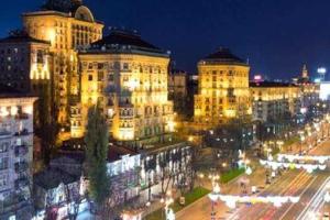 Жители столицы сегодня собираются к зданию КГГА на акцию «Влюбленные в Киеве»