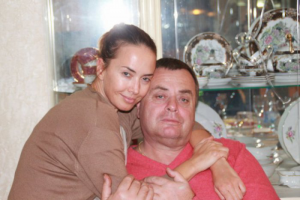 Отец Жанны Фриске уверен, что его дочь можно было вылечить