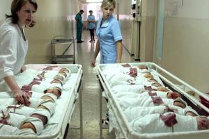 В Лисичанске из роддома убежала мамочка с ребенком