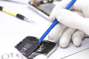 Как отремонтировать шлейф в IPhone 4