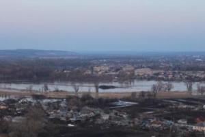 Мощный паводок в Луганской области затопил мосты и дороги