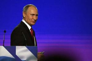 Путин поручил создать "настоящий" атлас мира