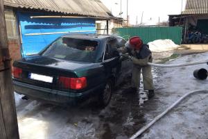 В Полтавской области сотрудники МЧС спасли от пожара автомобиль