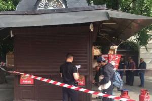 Во Львове взорвался киоск "Бургер", пострадала девушка