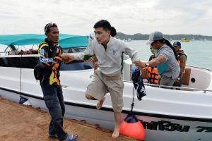 Жертвами крушения катера в Таиланде могут стать 60 человек