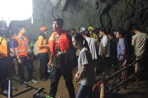 9 дней под землей: опубликовано видео спасения детей в Тайланде