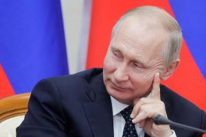 Путин пригласит Зеленского в Москву на парад Победы