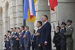 Зеленский с Дудой поговорили "тет-а-тет": итоги переговоров