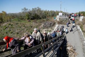 В Станице Луганской началось строительство обходного пешеходного моста