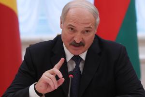 "Мы готовы ввести войска": Лукашенко сделал громкое заявление по Донбассу