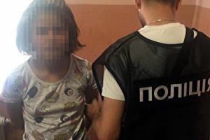 В Киеве оперативники задержали на вокзале 16-летнюю карманницу 