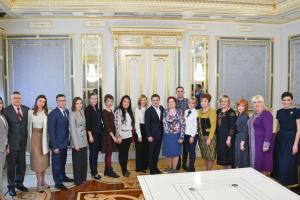 "Учитель года-2019": Зеленский поздравил с профессиональным праздником