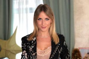 А чувство юмора как вишенка на торте!: Никитюк устроили фотосессию в Париже